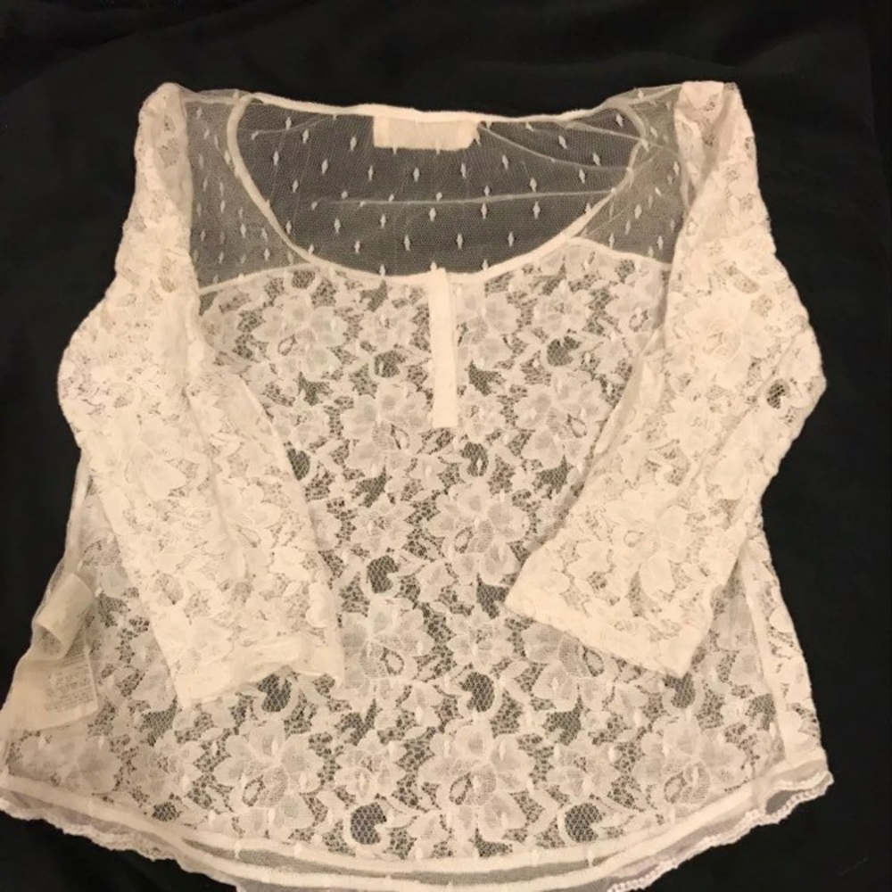 Abercrombie & Fitch White Lace Top